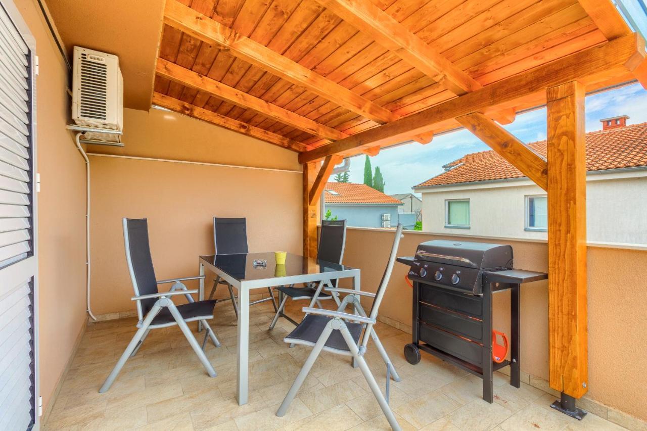 Apartmani Rialto Kakma エクステリア 写真
