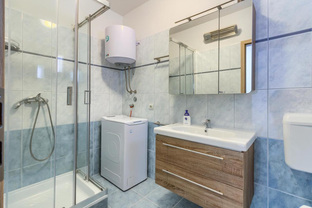 Apartmani Rialto Kakma エクステリア 写真