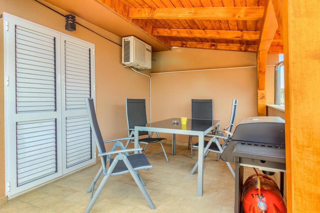 Apartmani Rialto Kakma エクステリア 写真