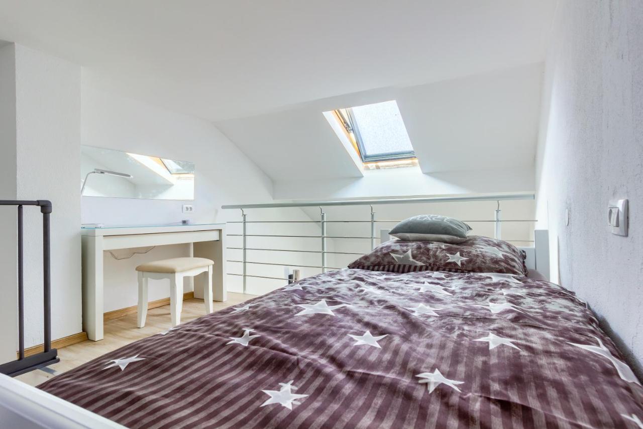 Apartmani Rialto Kakma エクステリア 写真