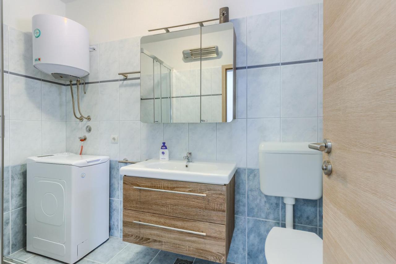 Apartmani Rialto Kakma エクステリア 写真