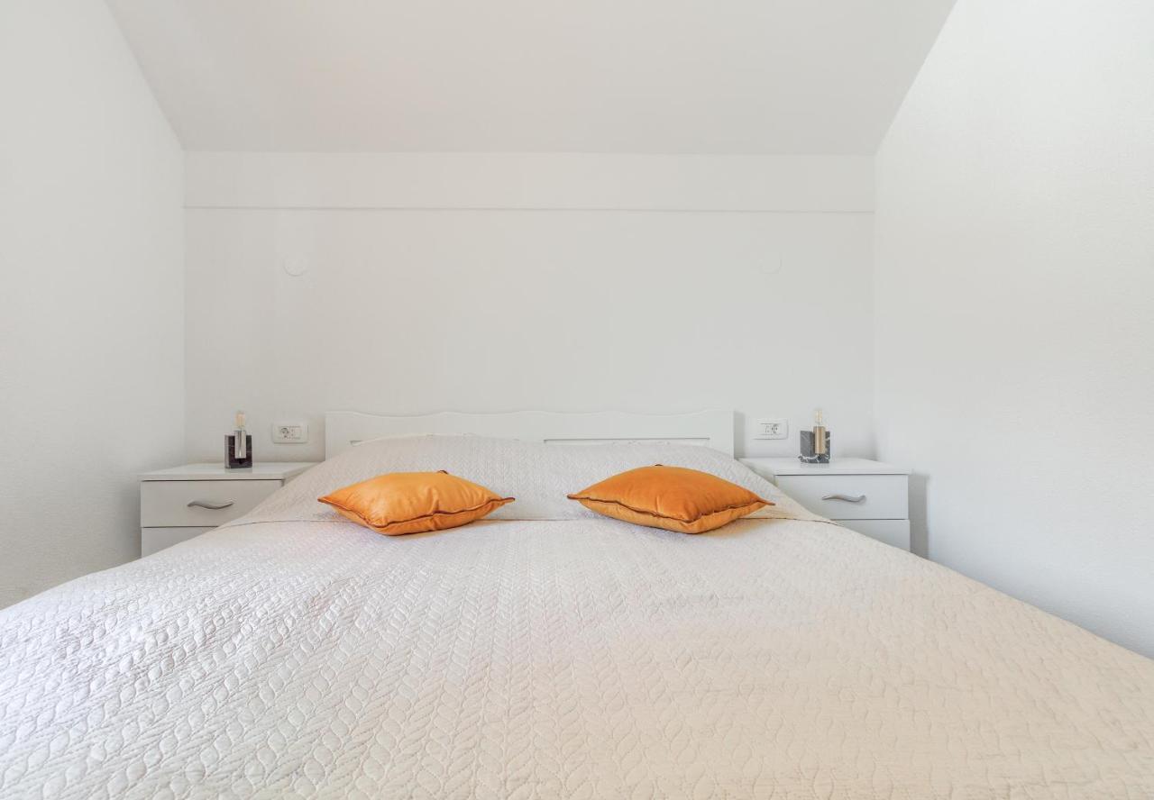 Apartmani Rialto Kakma エクステリア 写真