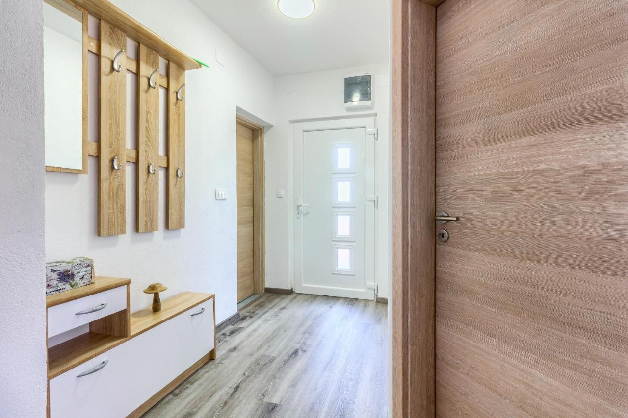 Apartmani Rialto Kakma エクステリア 写真